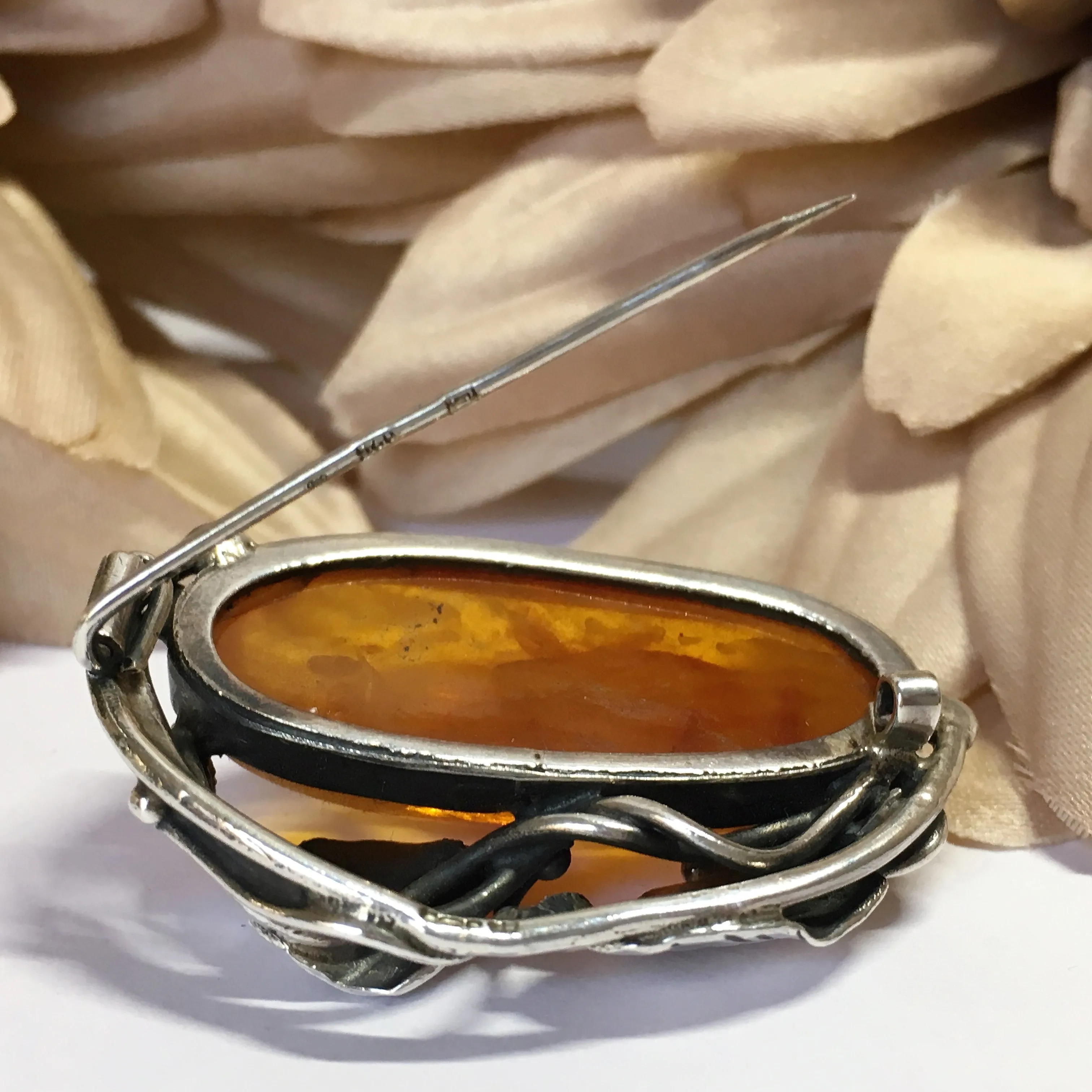 Autumn Aura Brooch - VABH103