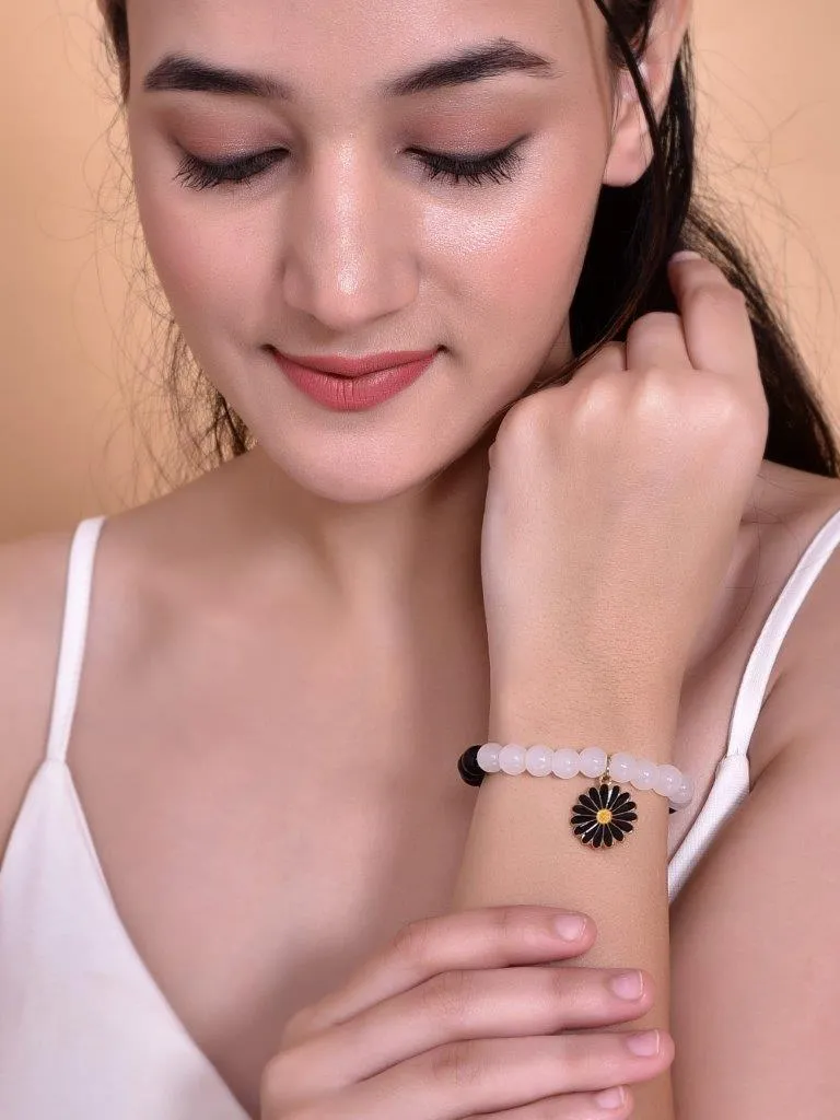 Black White Beads Black Flower Elastic Bracelet - Voj