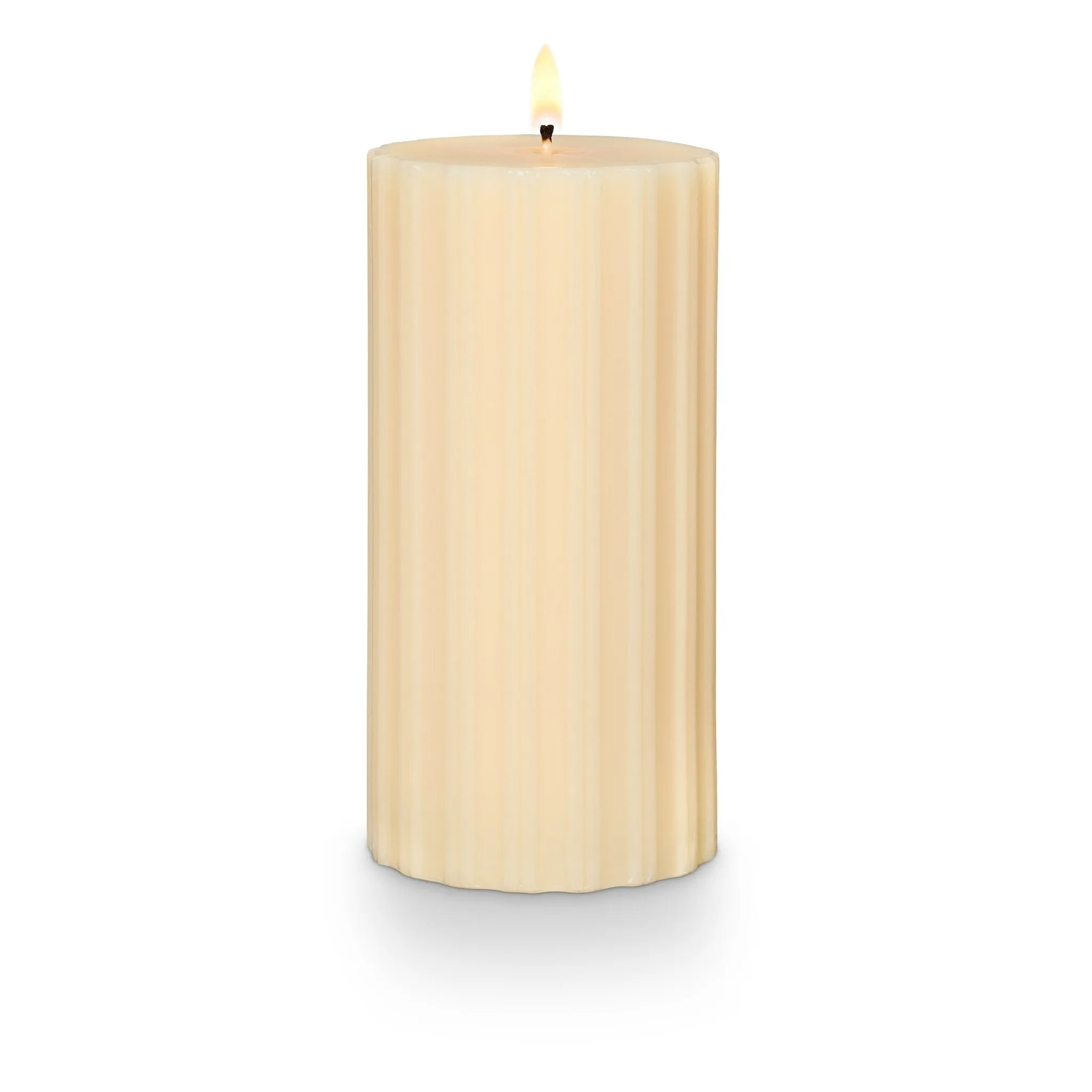 Isla Lily Medium Fragranced Pillar Candle